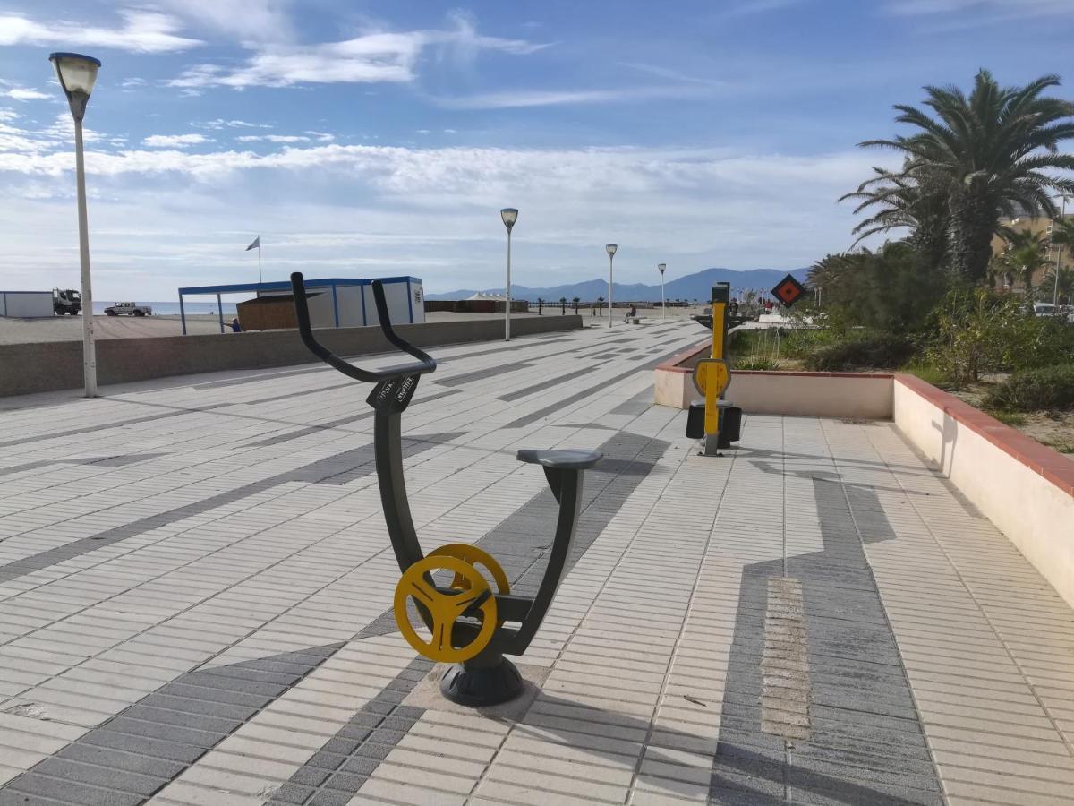 Agreable Studio 50M De La Plage Canet-en-Roussillon Exterior foto